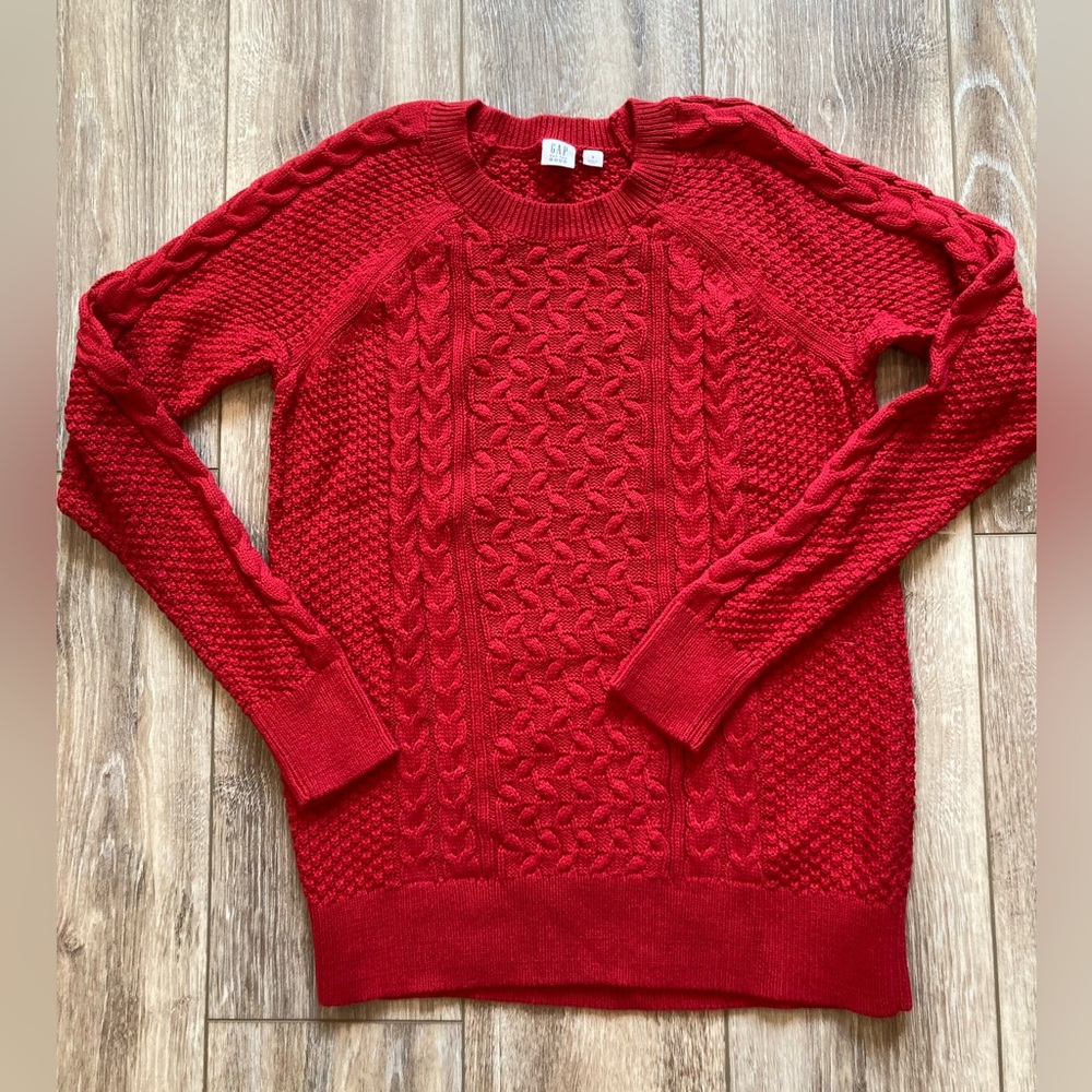 GAP Red Cable Knit Women's Sweater